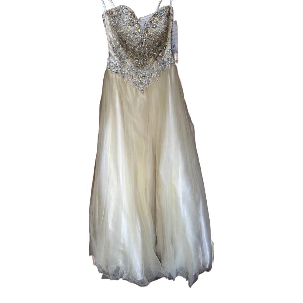 NEW TONY BOWLS women's strapless illusion gown in nude
